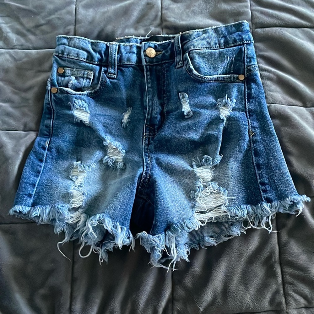 Kendall+Kylie jean shorts